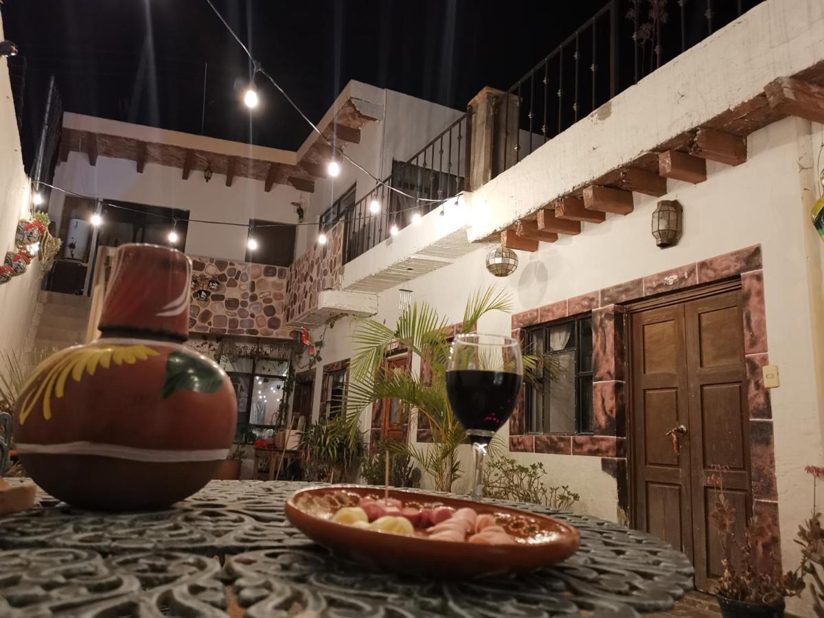 Хостел La Casa Del Abuelo Сан-Міґель-де-Альєнде Екстер'єр фото