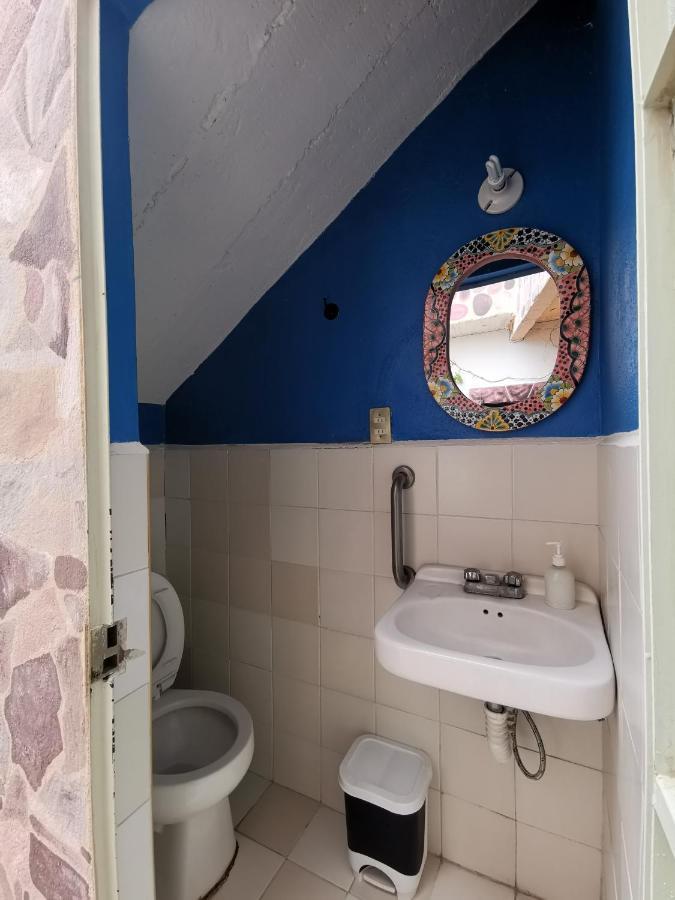 Хостел La Casa Del Abuelo Сан-Міґель-де-Альєнде Екстер'єр фото